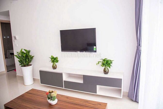 Cho thuê Golden Mansion. Khu sân bay. 2pn 2wc. Full. Nội thất