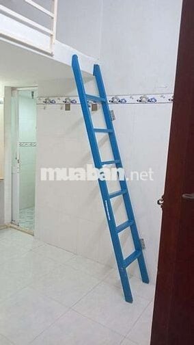 PHÒNG + GÁC + WC CỬA GỖ CHỐNG ỒN