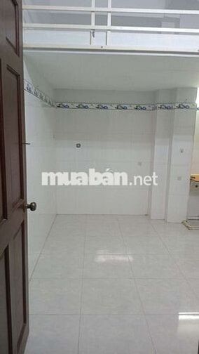 PHÒNG + GÁC + WC CỬA GỖ CHỐNG ỒN