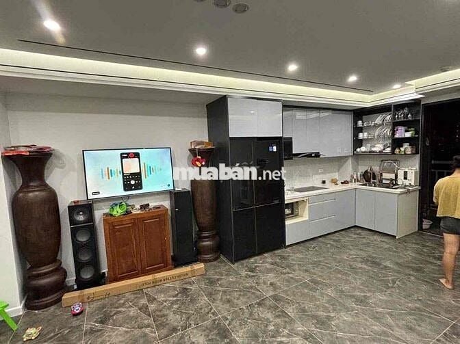 Cần bán gấp chung cư Mỹ đình 99m2, 3N2VS giá chỉ nhỉnh 70tr/m2