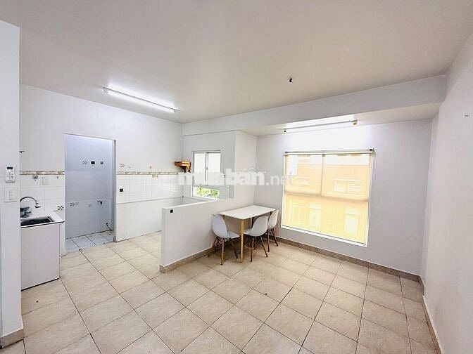 Chính chủ cho thuê căn hộ 50m2 1 PN Ehome3 miễn trung gian