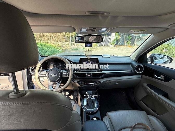 Kia Cerato 2021 Luxury 1.6 AT - 52000 km