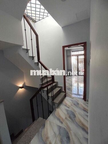 CHO THUÊ NHÀ ĐẦY ĐỦ NỘI THẤT MỚI 100%(3PN,3WC)NGUYỄN ĐÌNH CHIỂU,QUẬN 3