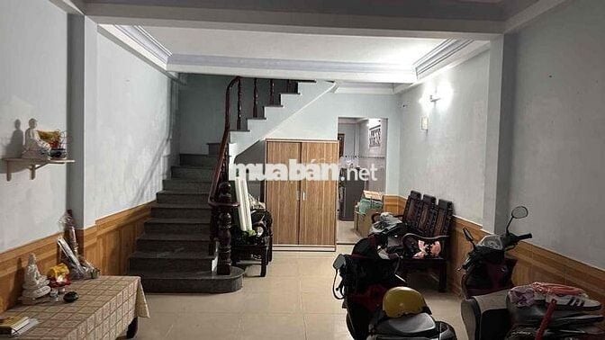 Pass phòng 25m2 có nvs riêng gần ĐH Luật CS2