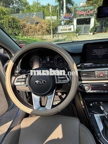 Kia Cerato 2021 Luxury 1.6 AT - 52000 km