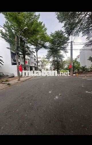 Bán lô đất đường 16m kdc Quận 8