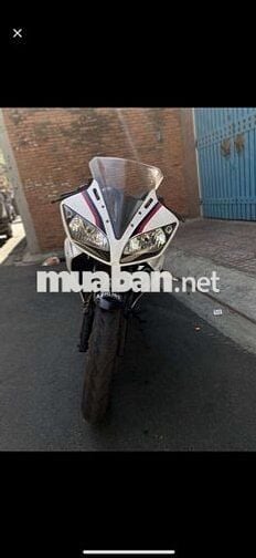 R15 xe đẹp zin đi rất ít bstp 9 chủ