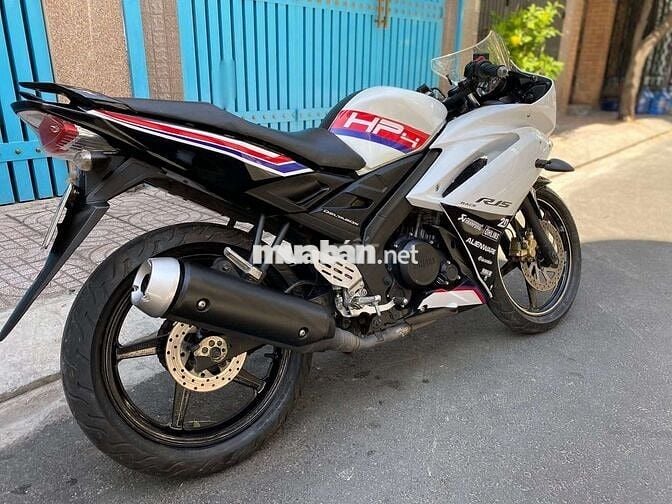 R15 xe đẹp zin đi rất ít bstp 9 chủ