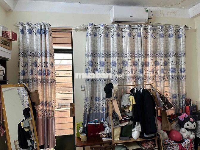 chính chủ cho thuê phòng có bancol riêng đầy đủ nội thất gần mặt tiền