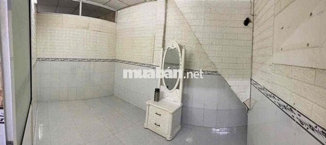 Cho thuê nhà hẻm 1/ Lò Gốm P8 Q6