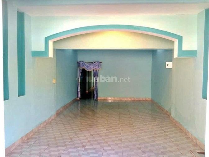 Nợ nần nên bán căn nhà ở bến xe củ chi 149m2 giá 600 triệu.sổ riêng.