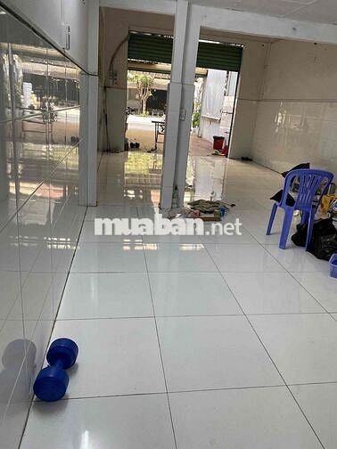 Cho thuê nhà mặt tiền đường số 45 diện tich 4.5 x20 có lửng giá 15 tr