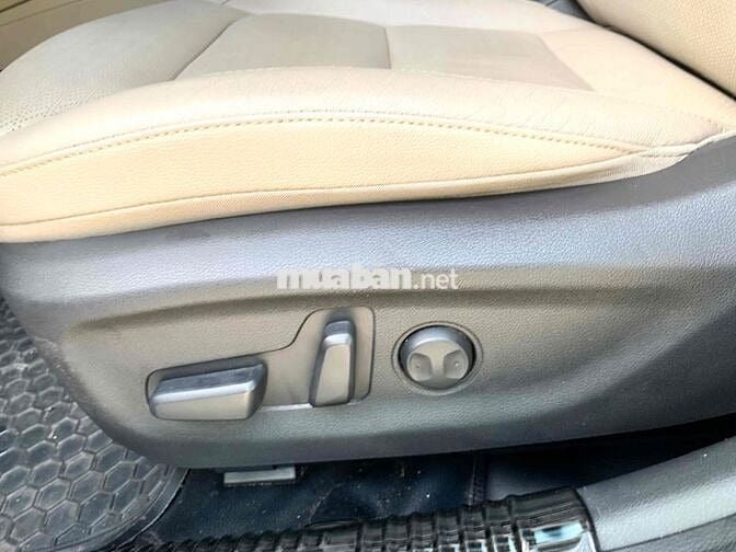 Hyundai Elantra 2019 2.0AT - 100 km