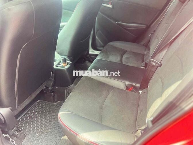 Mazda 2 Sport Luxury 2024 đi 4.400 Km Xe Đẹp