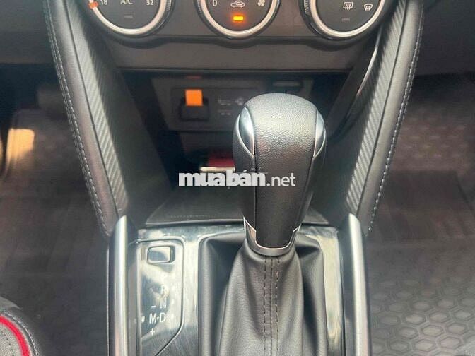 Mazda 2 Sport Luxury 2024 đi 4.400 Km Xe Đẹp