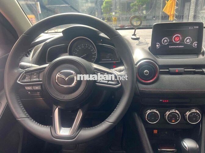 Mazda 2 Sport Luxury 2024 đi 4.400 Km Xe Đẹp
