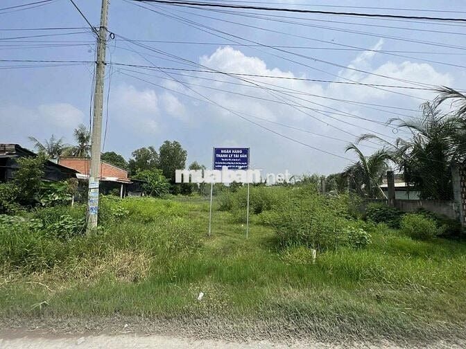 Ngân hàng bán lô đất tại Hiệp Hòa, Đức Hòa, Long An - DT: 536 m2 - giá