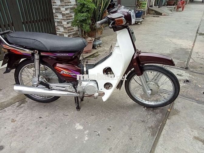 Dream mới sườn sáng bóng ko mục máy mạnh ngon