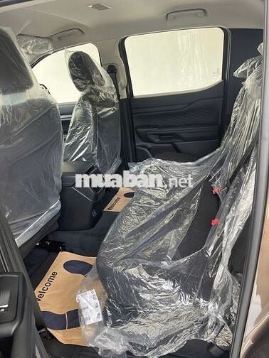 Ford Ranger XLS trả trước chỉ từ 197tr nhận xe.