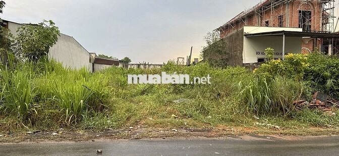 CHÚ ANH BÁN LÔ ĐẤT 750TR/180M2 ĐẸP NẰM NGAY SAU LƯNG BỆNH VIỆN XUYÊN Á