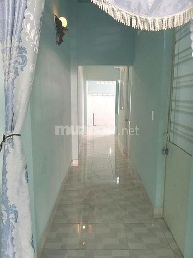 Nợ nần nên bán căn nhà ở bến xe củ chi 149m2 giá 600 triệu.sổ riêng.