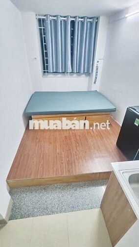 Phòng trọ 18m2+Quận 1+4.5TR+có nội thất+tiện ích,giao thông thuận tiện