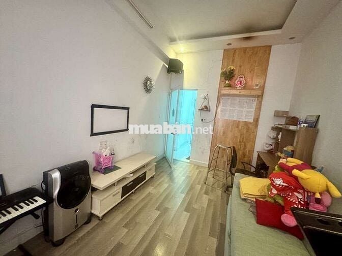 BÁN NHÀ NGUYỄN VĂN CÔNG 43M,2PN,2WC,HẺM XE TẢI,CHỈ CÓ 5 TỶ