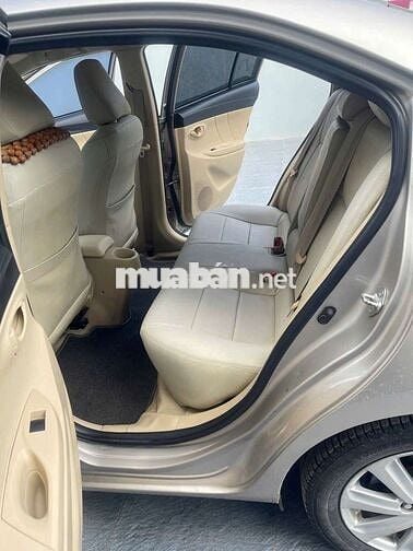 2016 E Số sàn- 120000 km