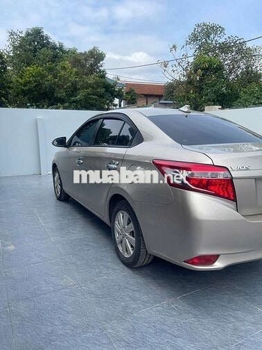 2016 E Số sàn- 120000 km