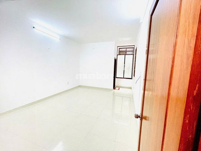 NHÀ MẶT TIỀN MỚI KENG NGAY SÂN BAY TÂN SƠN NHẤT – NGUYỄN TRỌNG LỘI