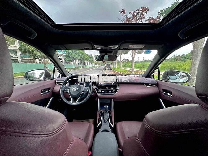 Lướt Toyota Corolla Cross 1.8V - 2022 Trắng