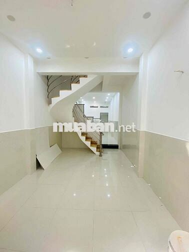 🎁Cho thuê nhà hẻm 107/ Quang Trung P10 Gò Vấp 3,5m❌12m 2pn 2wc