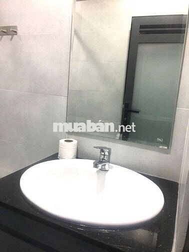 Cho thuê nhà mặt tiền đg.nguyễn tiểu la.p8.q10