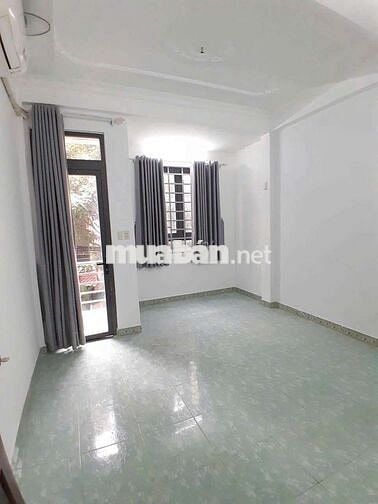 Cho thuê nhà mặt tiền đg.nguyễn tiểu la.p8.q10