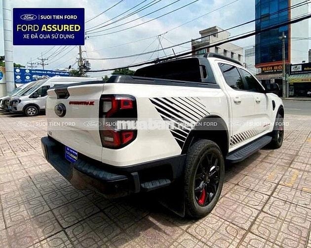 Ford Ranger Stormtrak 2024 Trắng
