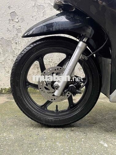 Honda Vision 2013 chính chủ máy êm ru