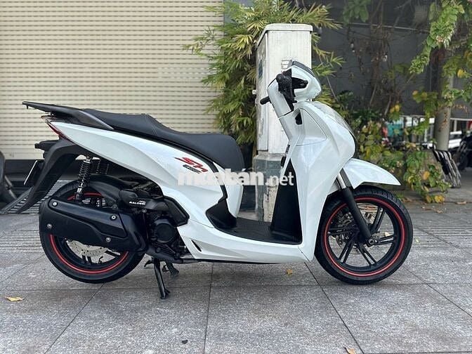 [Góp 50] sh 300i date 2017 trắng sporty, zin 100%