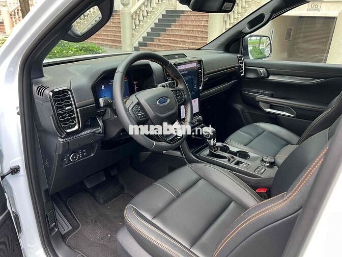 Ford Ranger Wildtrak 2024 - đi mới 9.000km