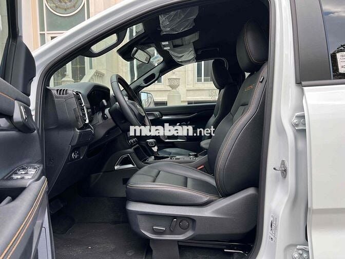 Ford Ranger Wildtrak 2024 - đi mới 9.000km