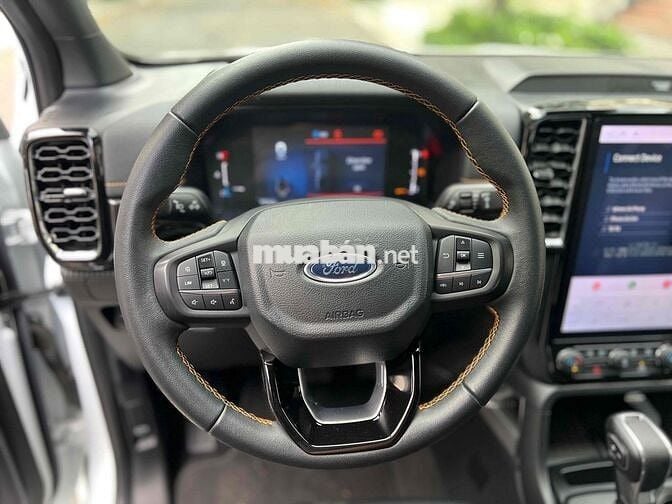 Ford Ranger Wildtrak 2024 - đi mới 9.000km