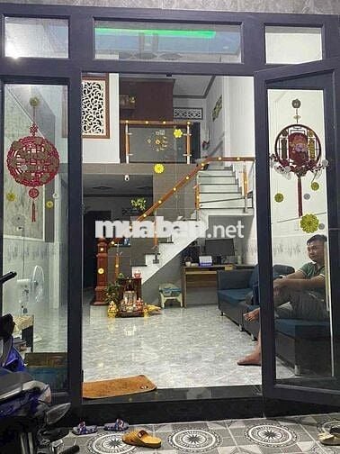 Căn nhà sc tân hiệp gần vòng xoay tpm  Dt 4x14 nhà mới đẹp , sạch sẽ ,