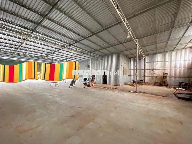 Cho thuê kho, xưởng 380m2 Giá rẻ
