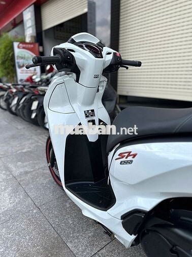 [Góp 50] sh 300i date 2017 trắng sporty, zin 100%