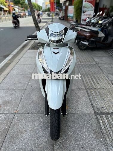 [Góp 50] sh 300i date 2017 trắng sporty, zin 100%