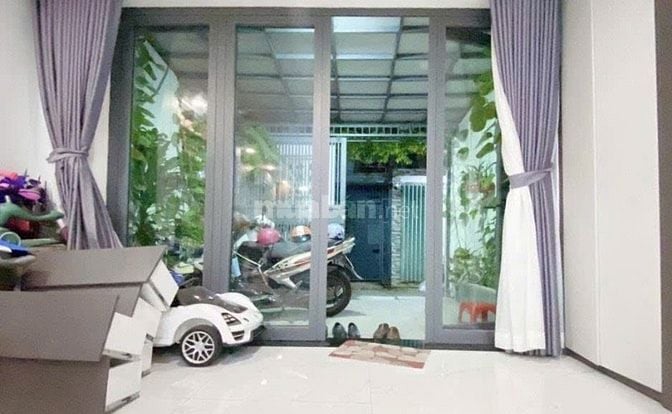 Nhà Đẹp Lung Linh, Công Năng Tối Ưu, 02 Tầng, 4x25m