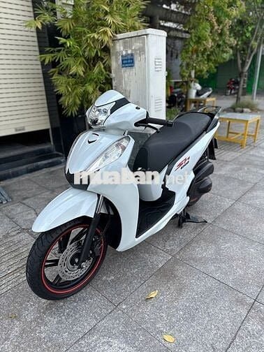 [Góp 50] sh 300i date 2017 trắng sporty, zin 100%