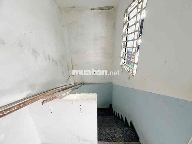 Cho thuê nhà hẻm xe hơi Tôn Thất Thuyết Quận 4-Giá Chỉ 12 triệu