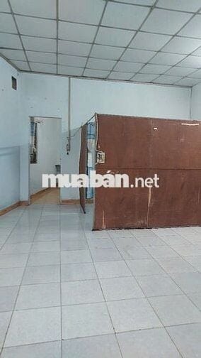 Cho thuê nhà cấp 4 rộng rãi thoáng mát, khu dân cư đông đúc