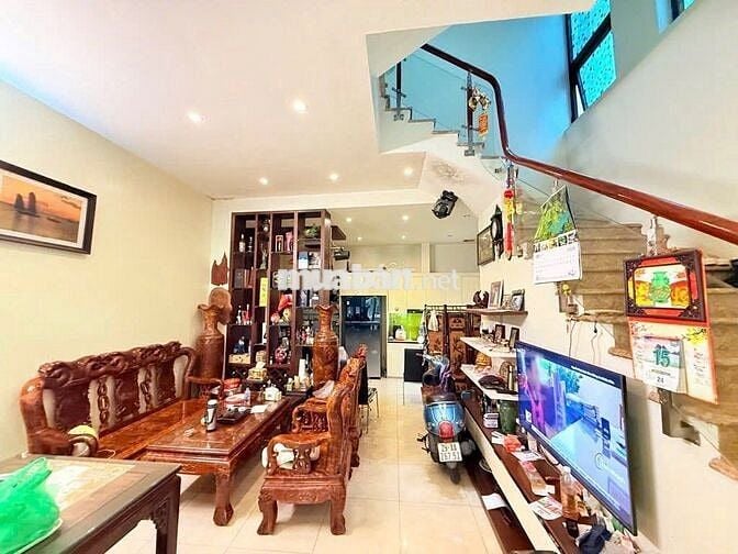 NHÀ MẶT PHỐ TRUNG TÂM ĐỐNG ĐA - 60M2 - Ô TÔ ĐỖ CỬA CHỈ 25 TỶ