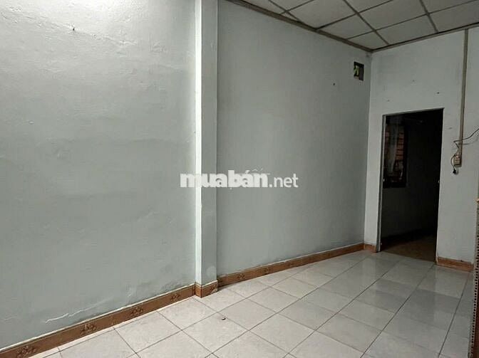 Cho thuê nhà cấp 4 rộng rãi thoáng mát, khu dân cư đông đúc